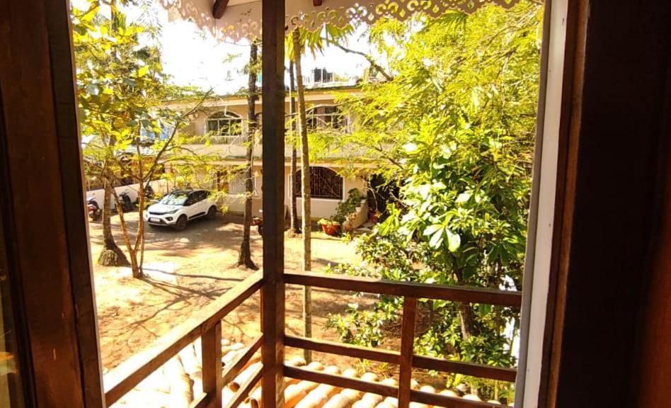 Goan Cafe N Resort Morjim Exterior photo