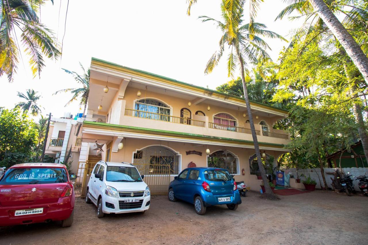 Goan Cafe N Resort Morjim Exterior photo