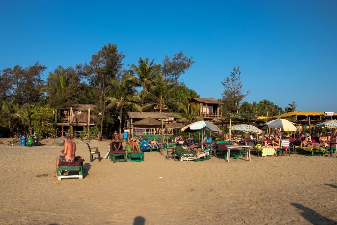 Goan Cafe N Resort Morjim Exterior photo